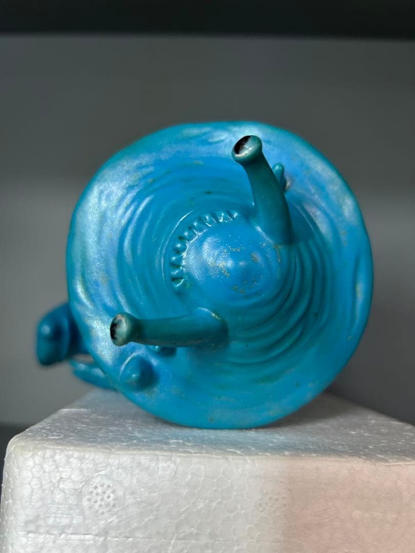 断捨離マン　カネゴン　マルサン　円谷プロ