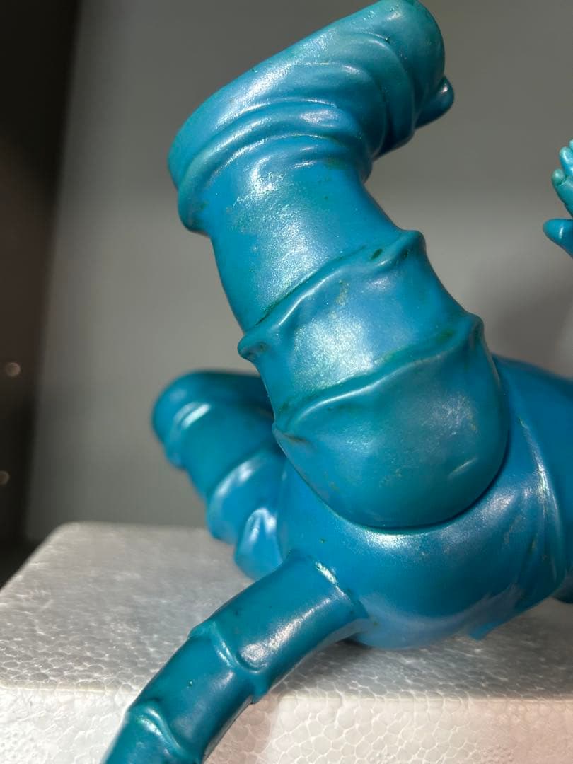 断捨離マン　カネゴン　マルサン　円谷プロ