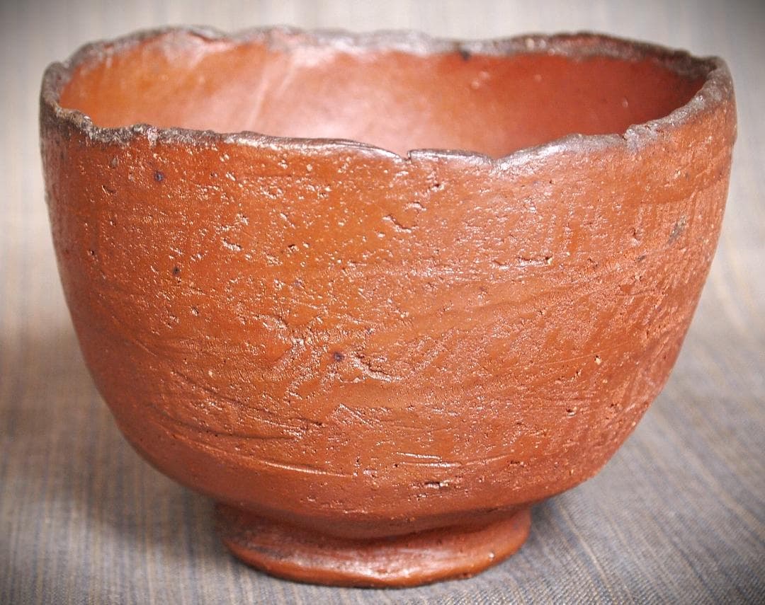 希少作★前嶋　五一郎【義弟：原田拾六】★備前〈手び練り）茶碗★緋色