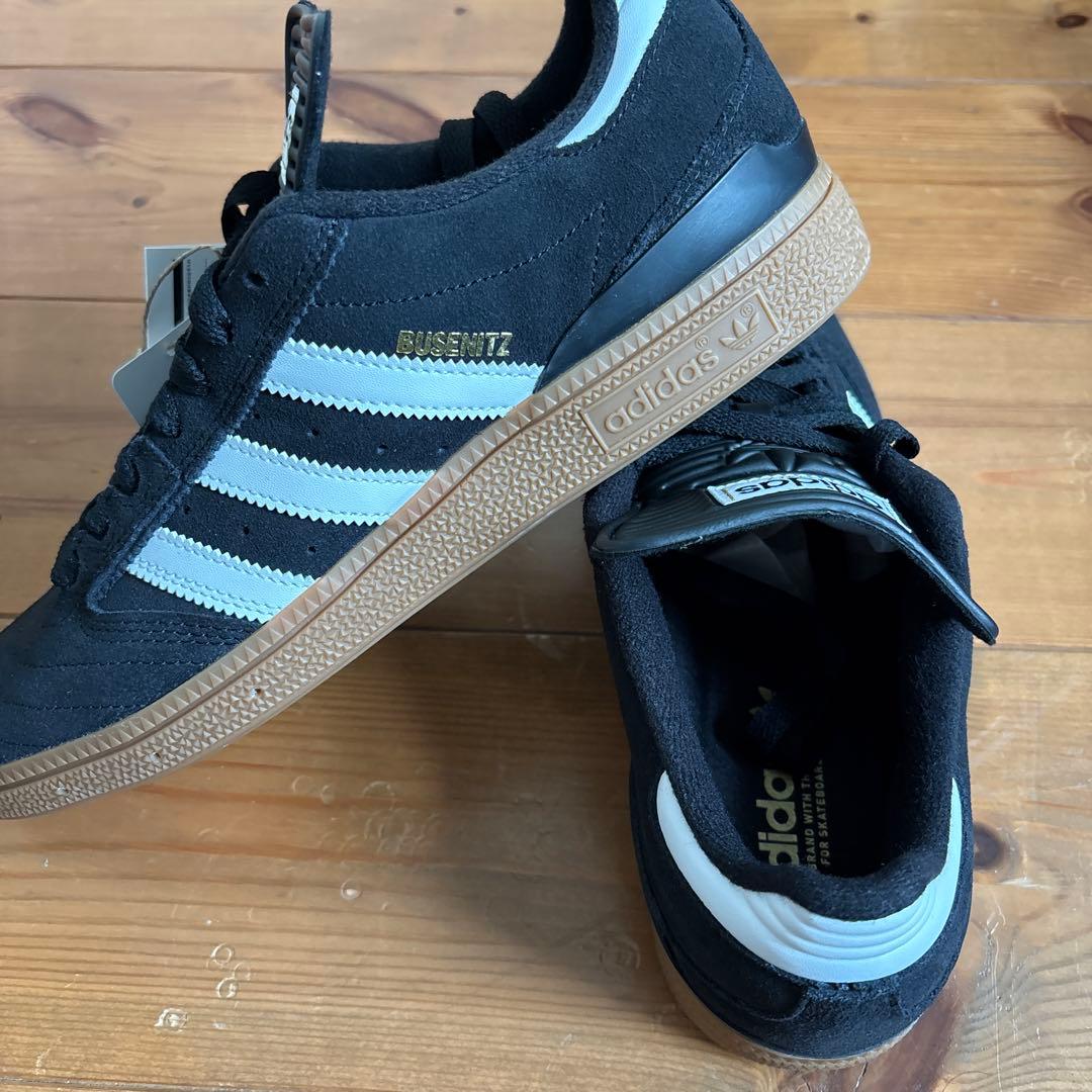 Adidas skateboarding ￼busenitz