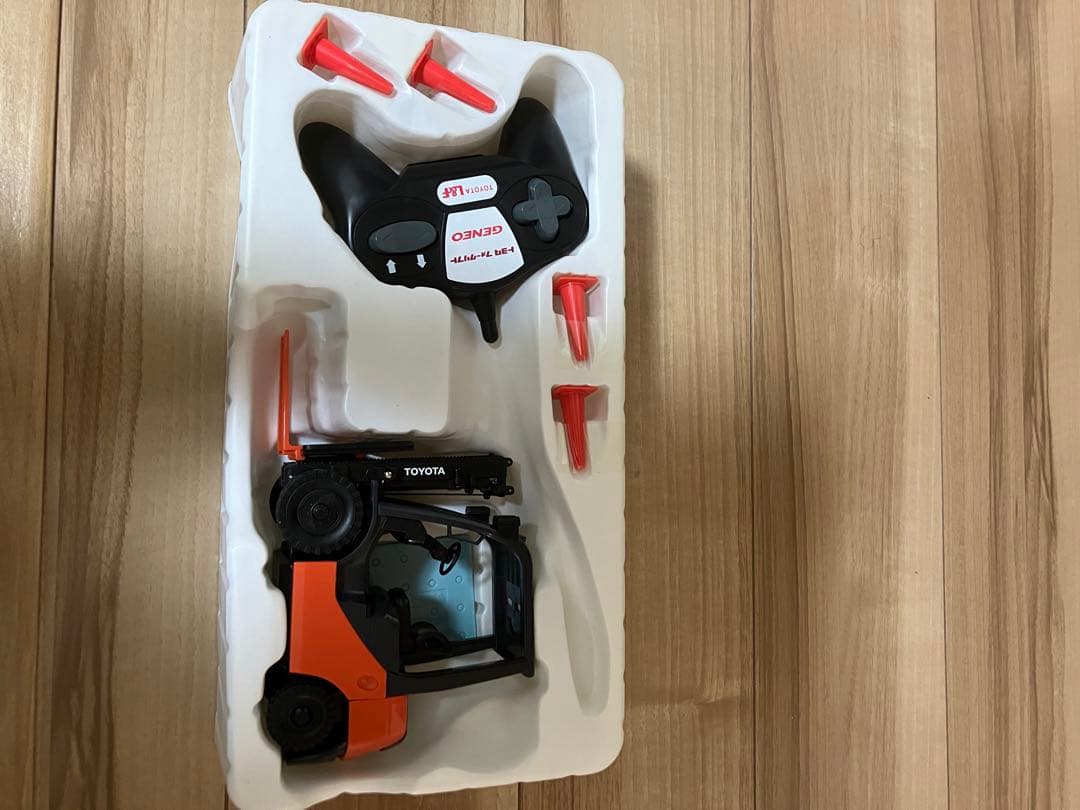 トヨタ　ラジコン　フォークリフト