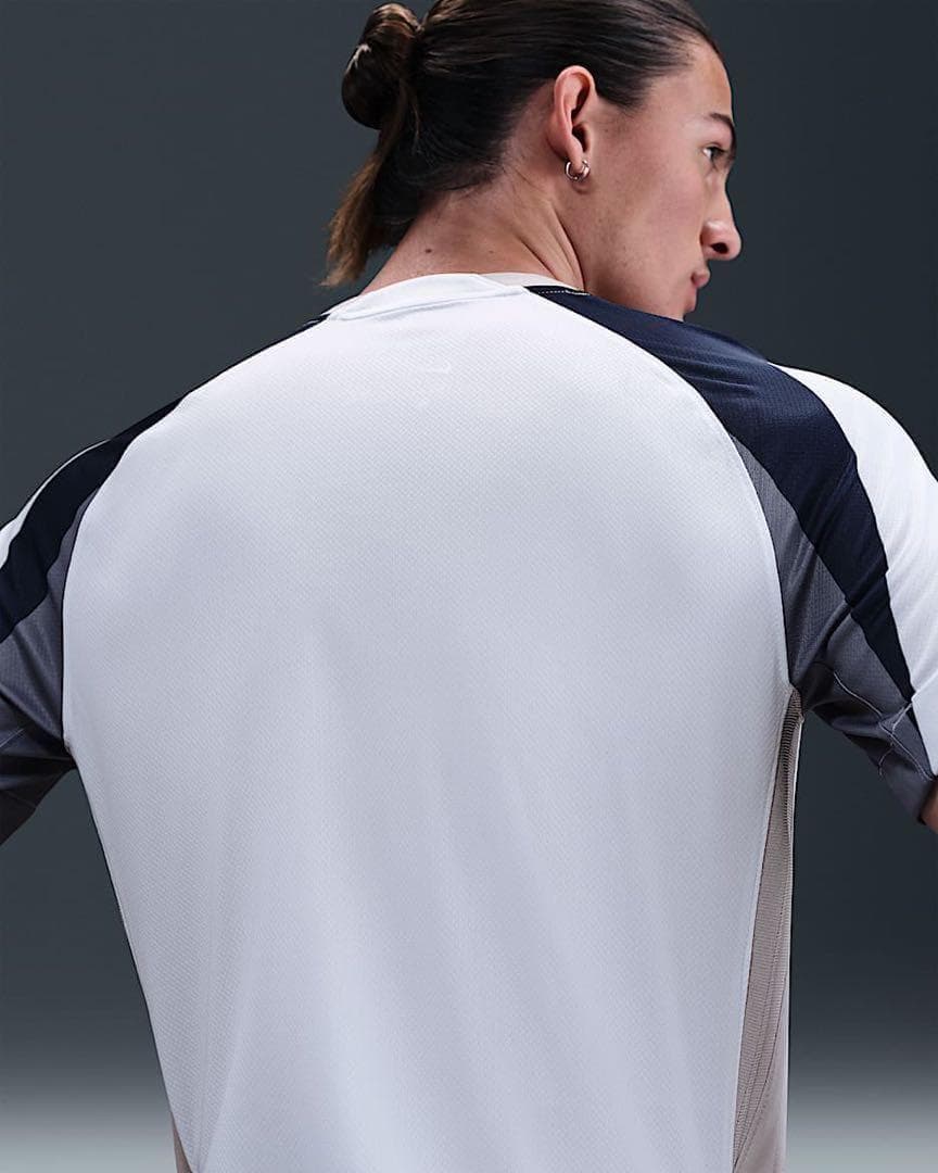 [新品] NIKE 新作 トッテナム 2025~26 ホーム ユニフォーム M