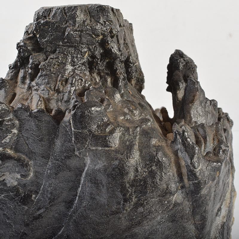 天然石　鑑賞石　太湖石　霊壁石　置物　重さ約5.4kg　唐木台付　CR7169F