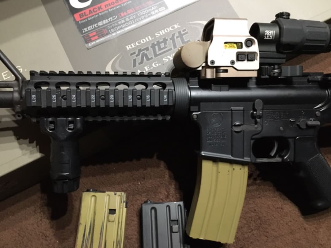 東京マルイ 電動ガン　CQB-R