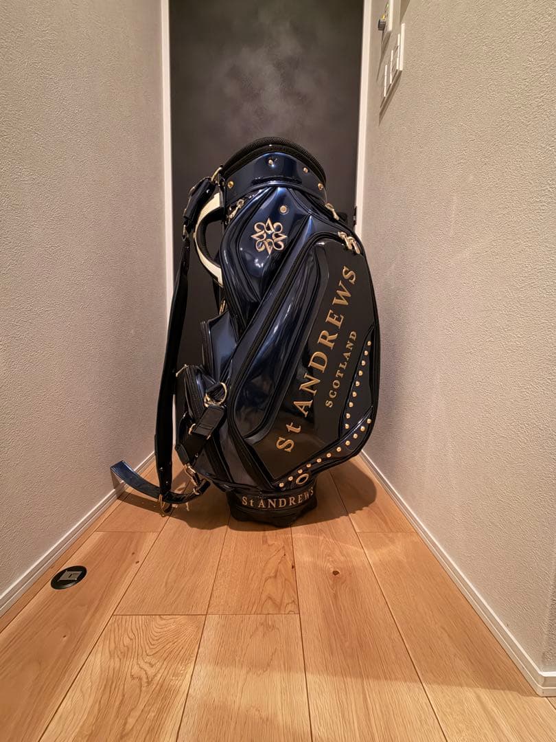 セントアンドリュース キャディバッグ 美品 ネームプレート有 ヘッドカバー4点付
