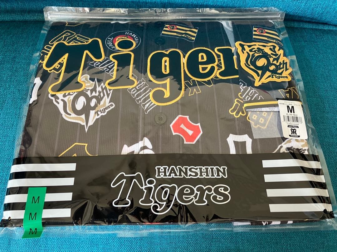 阪神タイガース　90周年　限定　デザインユニフォーム ブラック
