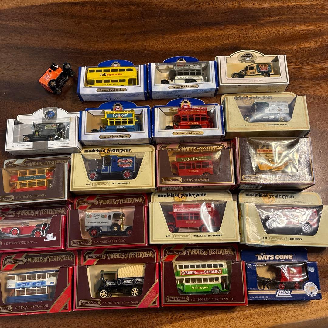 イギリス　新品　ミニカー19台➕おまけ1台