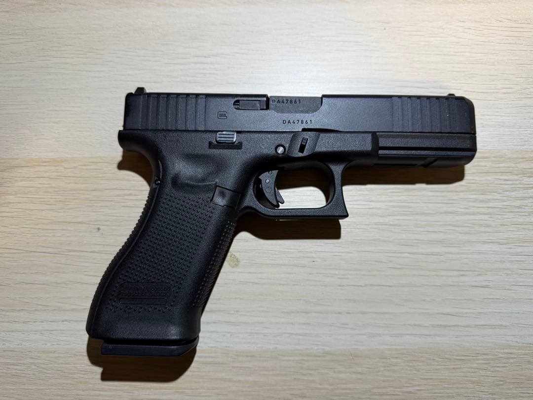 SRC GLOCK 17 gen5 Mos co2ガスガンセット adam