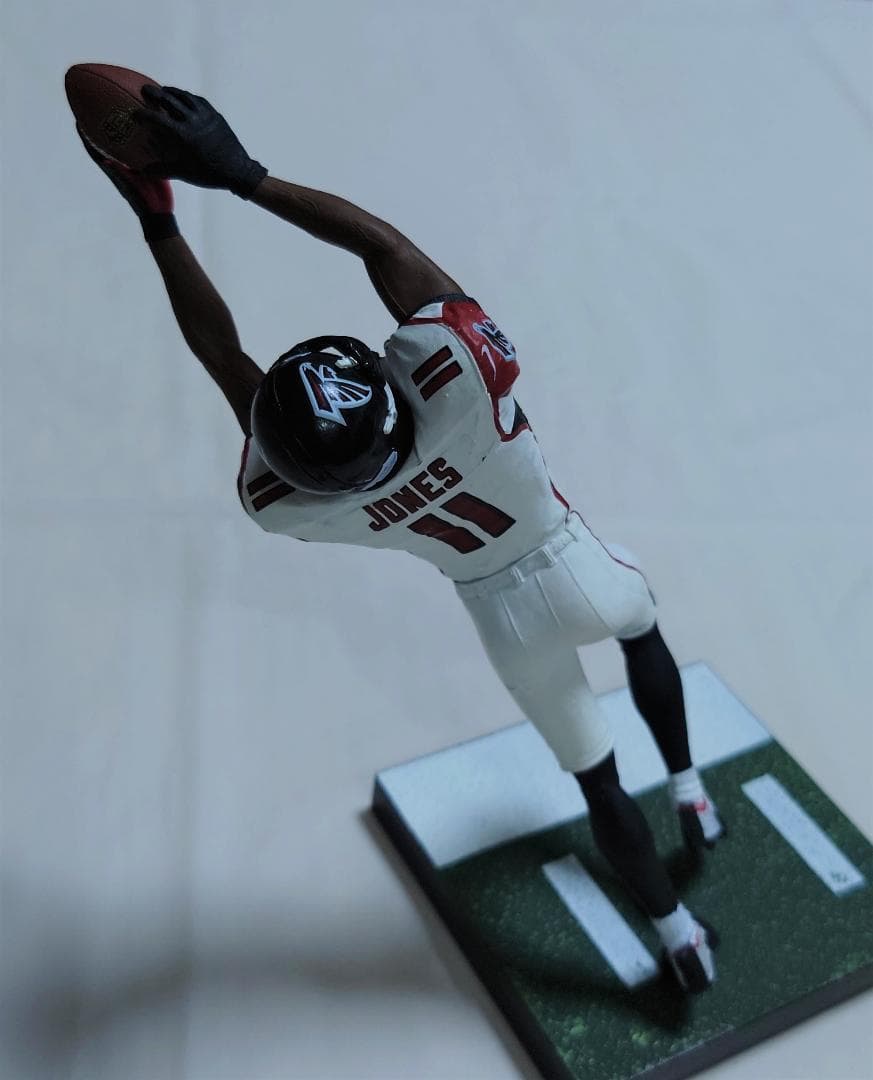 アトランタ・ファルコンズ フィギュア　J・ ジョーンズ　M ・ ヴィック