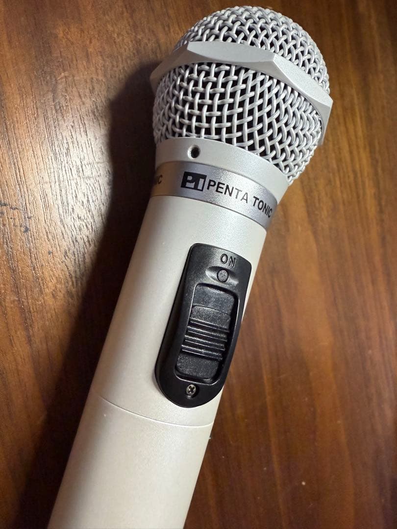カラオケマイマイク GTM-150 パールホワイト ペンタトニック 定価2万3千