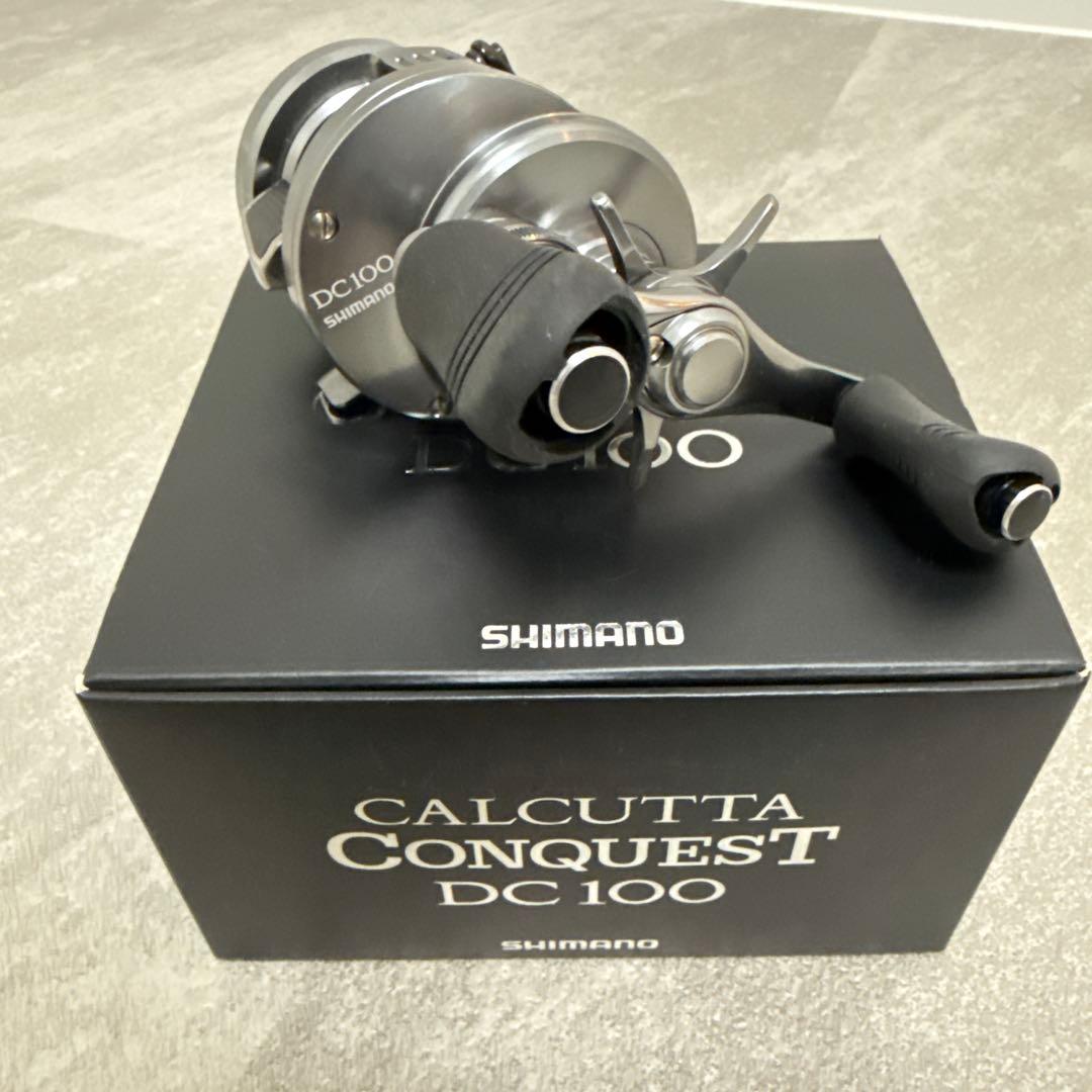 【美品】シマノ　20カルカッタコンクエスト　DC100　右ハンドル