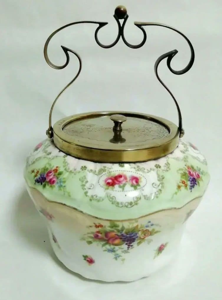 ロイヤル・ドルトン　陶器製　クッキージャー　クッキーバレル　ヴィンテージ