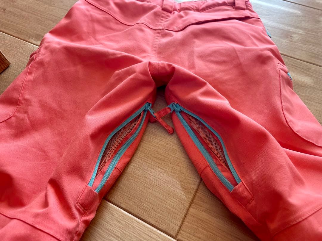 BURTONバートン キッズ ガールズ スノーボードパンツ S（120-130）