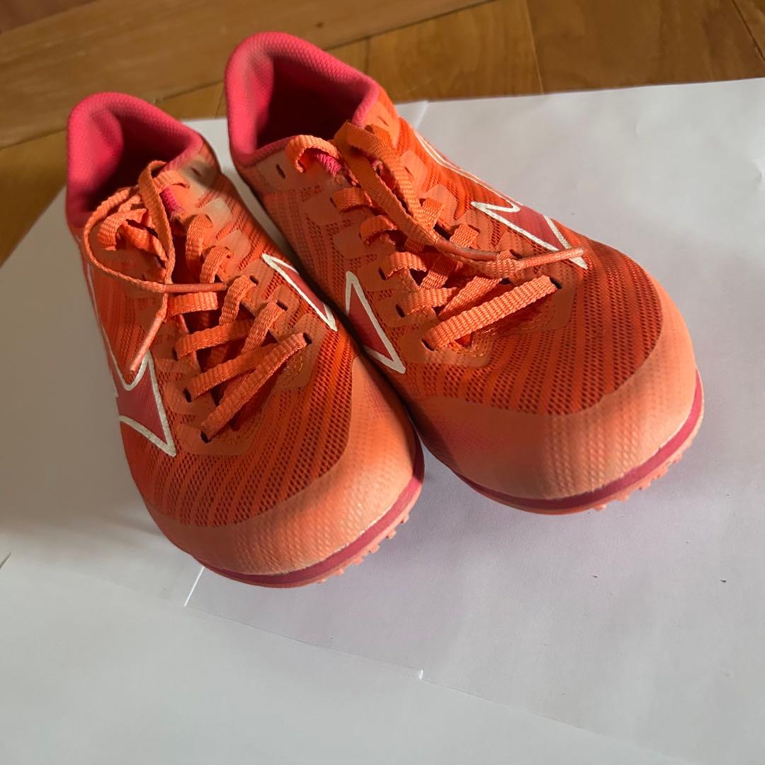 Mizuno オレンジ スパイクシューズ