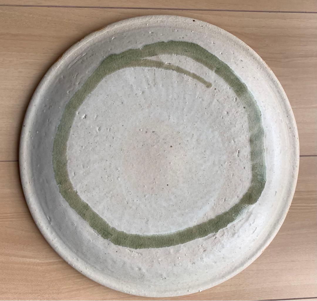 マ*ル様 円形蓋付き陶器 緑色模様