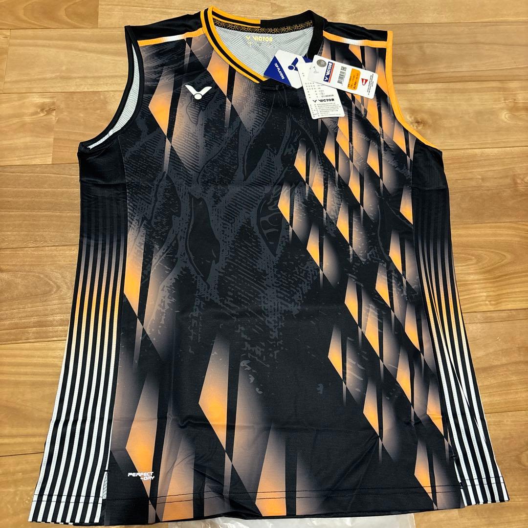 【アントンセン着用モデル】victor ビクターのゲームウェア