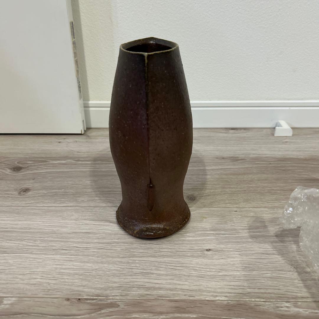 新品　備前焼 花瓶 耳付花器 　奥本丸味　作