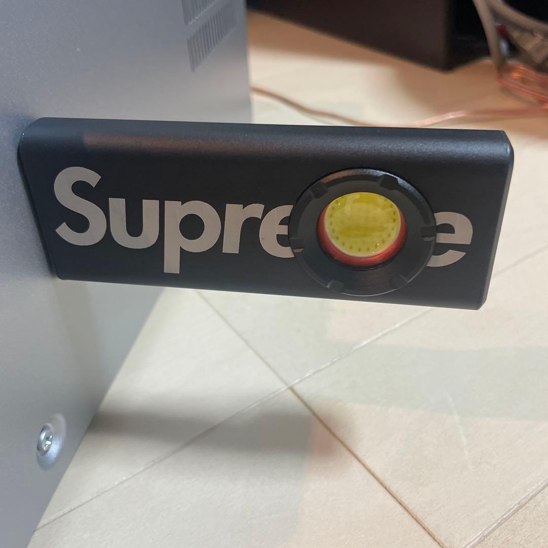 NEBO SLIM+1200 ヘッドランプ　シュプリーム　supreme