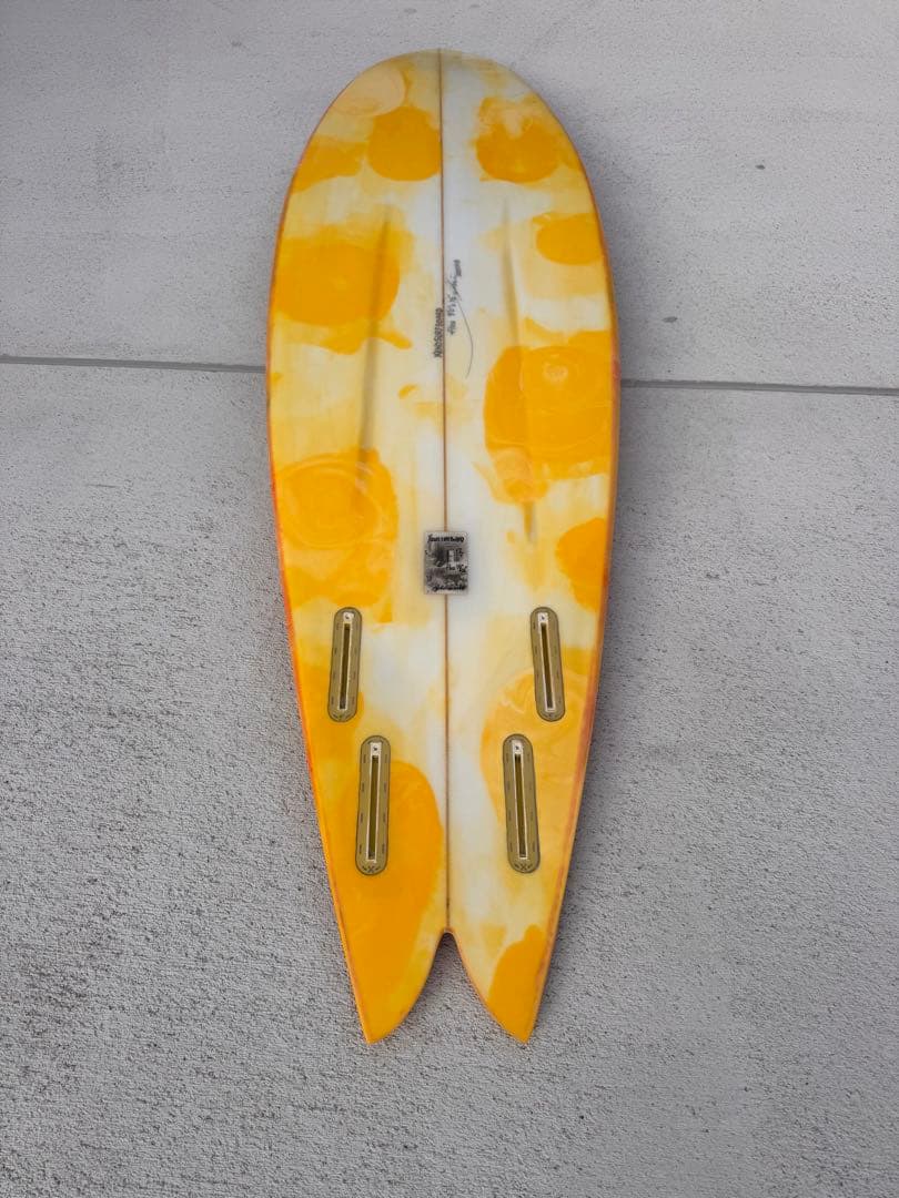 発送可能 xenosurfboard ミッドクワッド　7.1/2