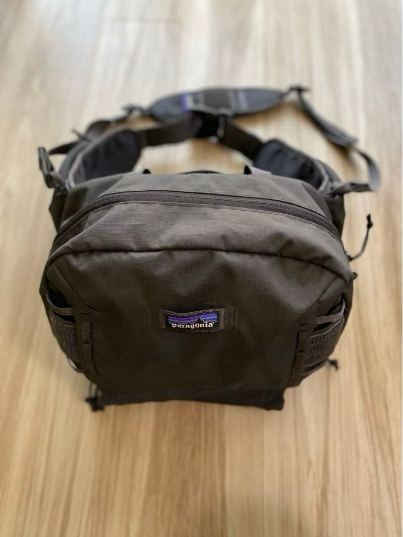 パタゴニア　ステルスヒップパック 11L タグ付き 廃盤色