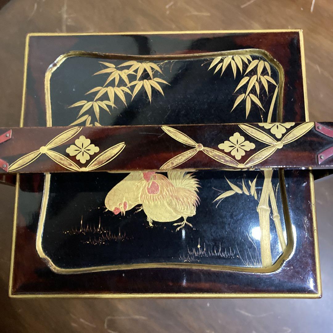 重箱　4段　漆塗　持ち手つき