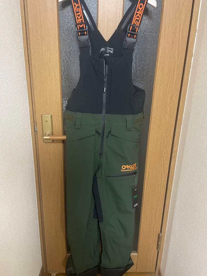 OAKLEY サスペンダー付きスノーボードパンツ XS/JPN S