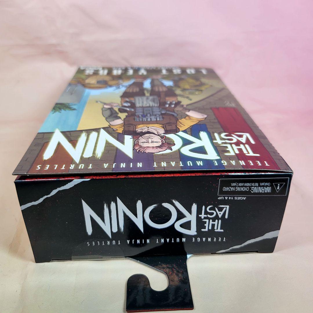 【NECA】新品 正規品 TMNT ロスト・イヤーズ グラミー・エイプリル