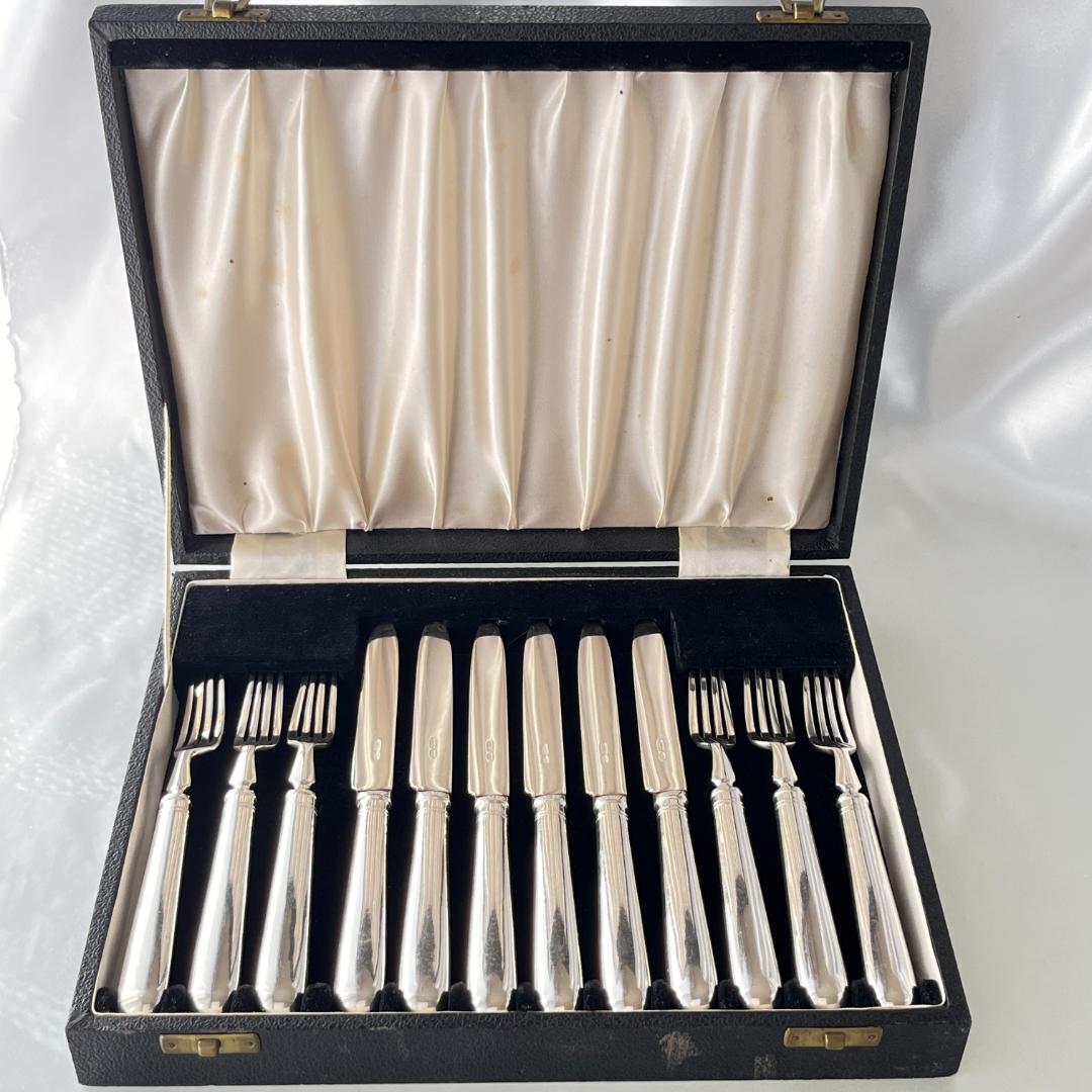 【Maple & Co.】デザートセットナイフ / フォーク 12本 ケース