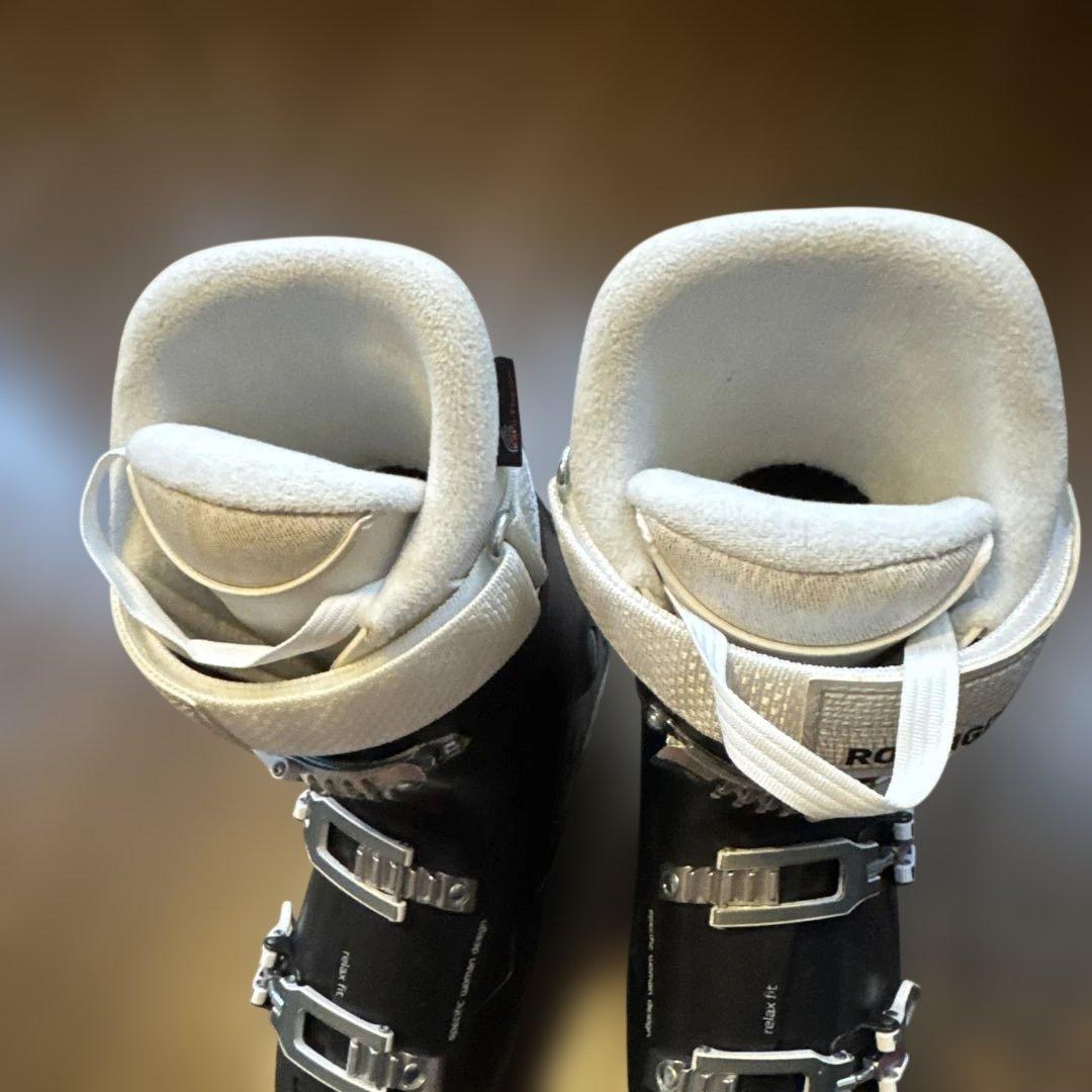 ROSSIGNOL 女性スキーブーツ KELIA 50 軽量・幅広 25.5cm