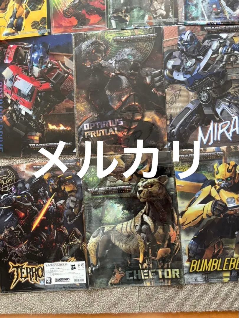 トランスフォーマー ビースト覚醒　グッズ　まとめ売り　缶バッジ　クリアファイル