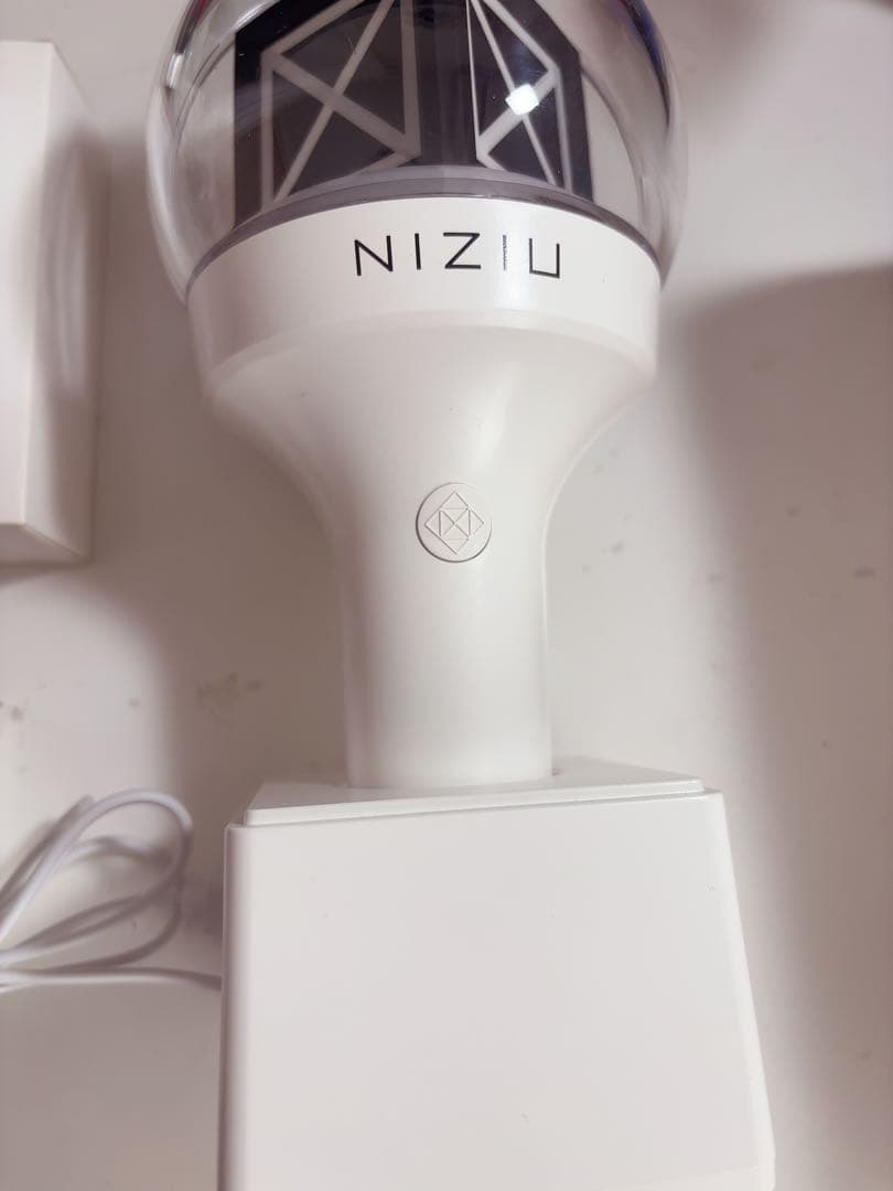 NiziUペンライト　ホワイト