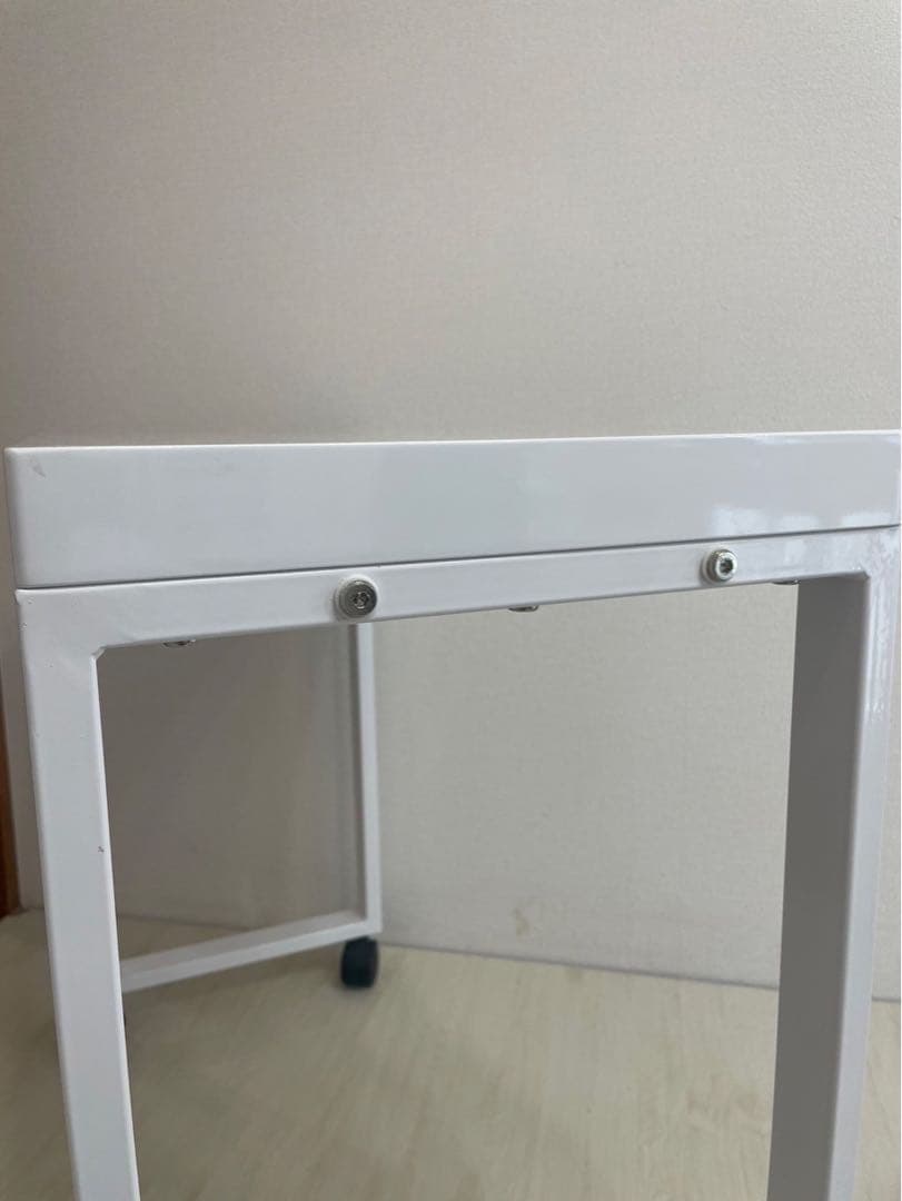 美品ネイルデスク　ホワイト曲線デザインデスク 80cm