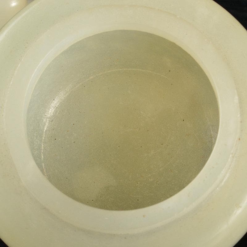 中国　玉石彫刻　小さな三足香炉　蓋炉　V　6621