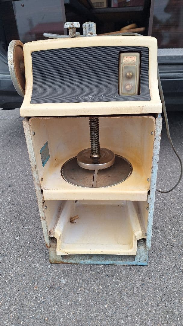 動作品　カキ氷器　業務用　ふわふわカキ氷　中部工業　屋台　イベント　100v