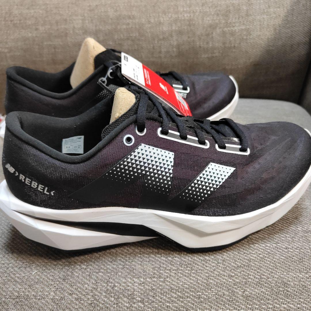 新品 FuelCell Rebel v4 フューエルセル レベルv4 メンズ