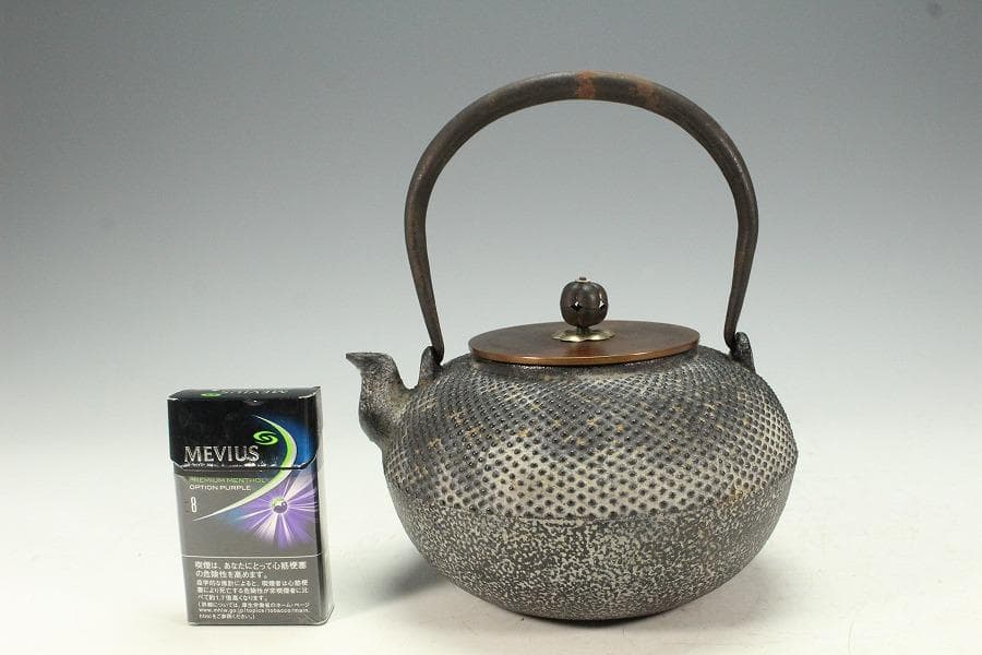 龍文堂 霰肌 金銀象嵌 鉄瓶 未使用(K-XA911)