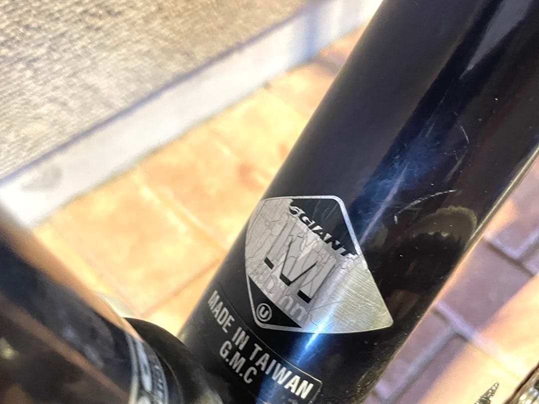 値下げ　引取希望　GIANT SEEK R2 クロスバイク　前後タイヤ新品