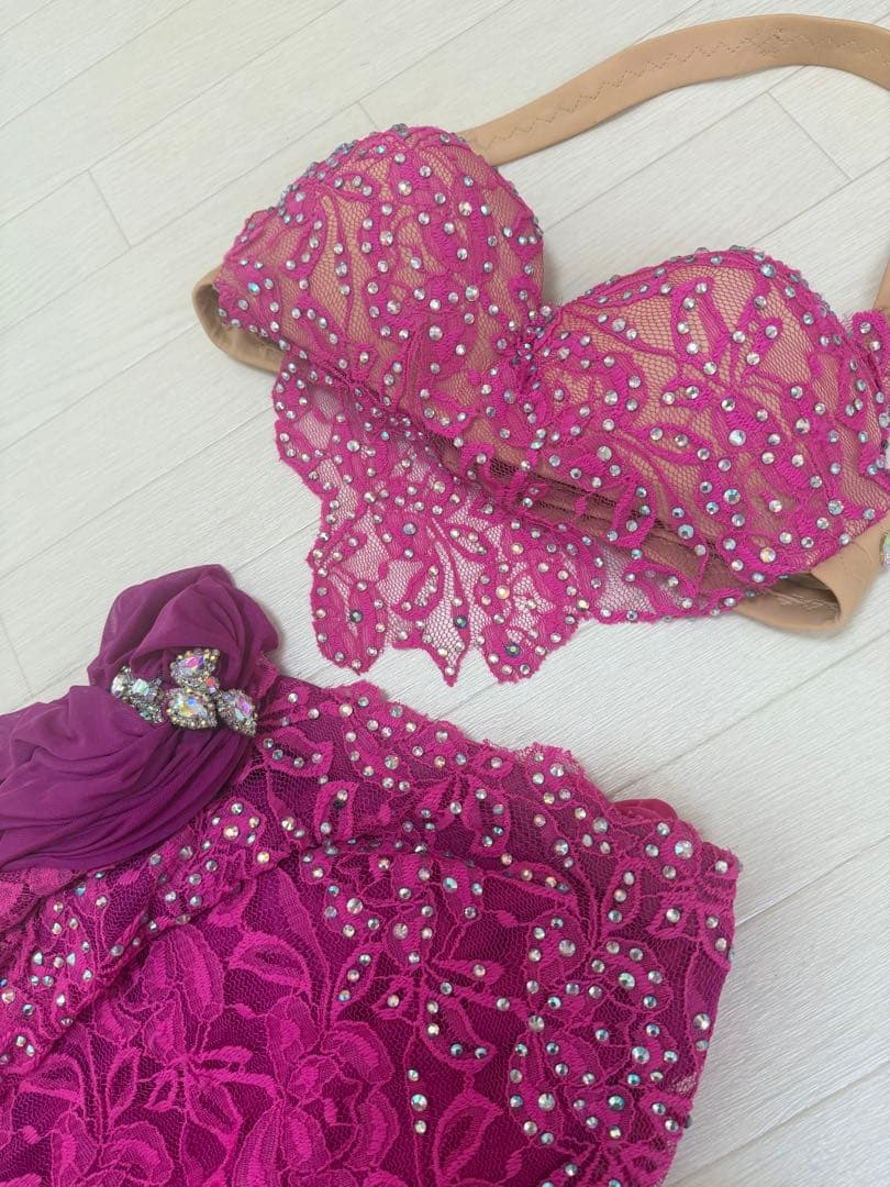 Sufel Boutiqueベリーダンス衣装ハート型ブラ　サフェルブティック