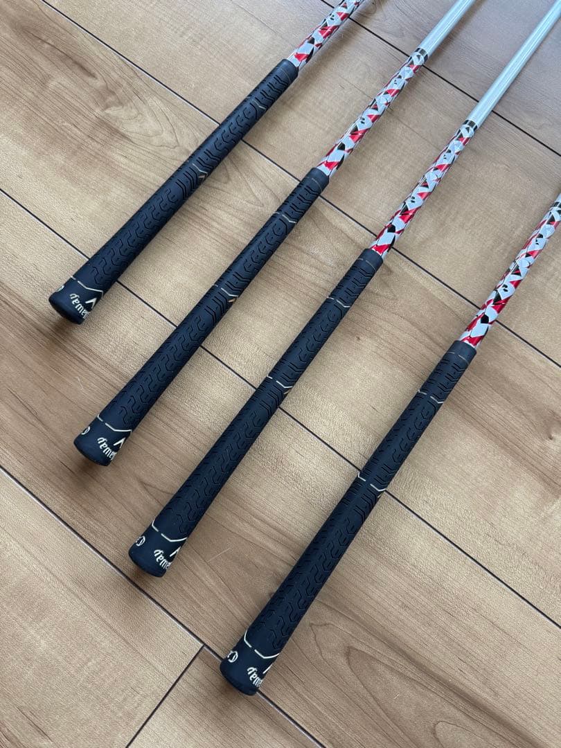 Callaway RAZR X BLACK メンズアイアンセット 4本