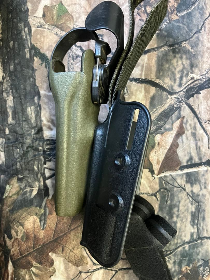 実物　Safariland製P-226用ホルスター オリーブドラブ　廃盤　完動品