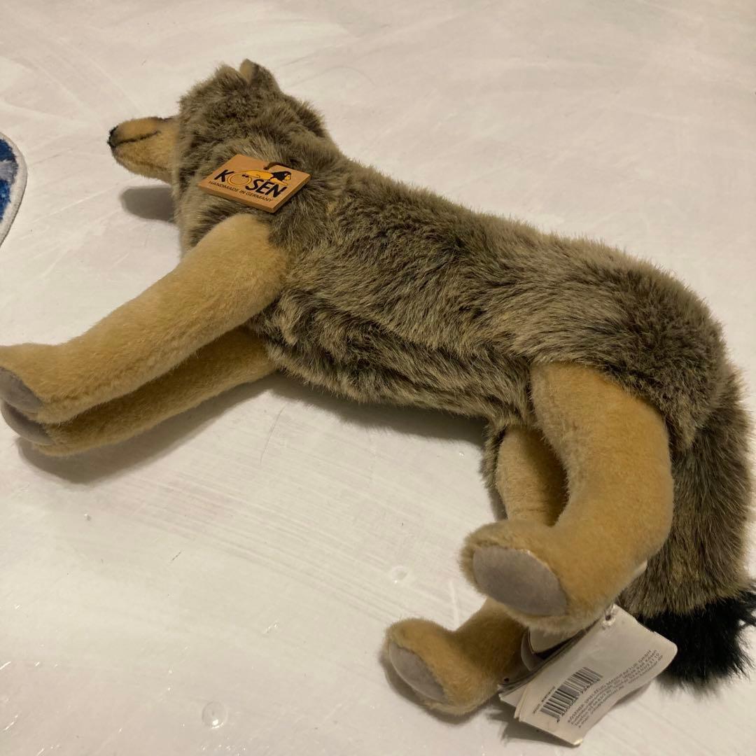 ドイツ製狼おおかみのリアルなぬいぐるみ 中型