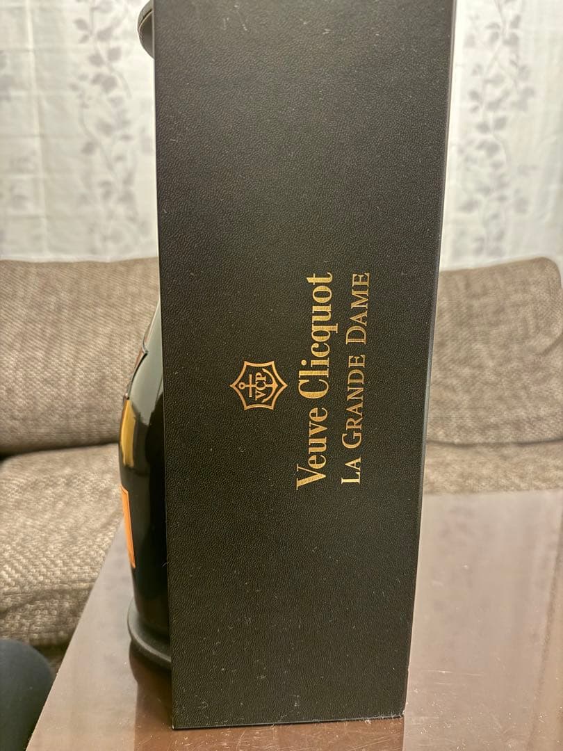激レアヴィンテージシャンパン‼️ヴーヴ・クリコ ラ・グランダム2006 ケース付き