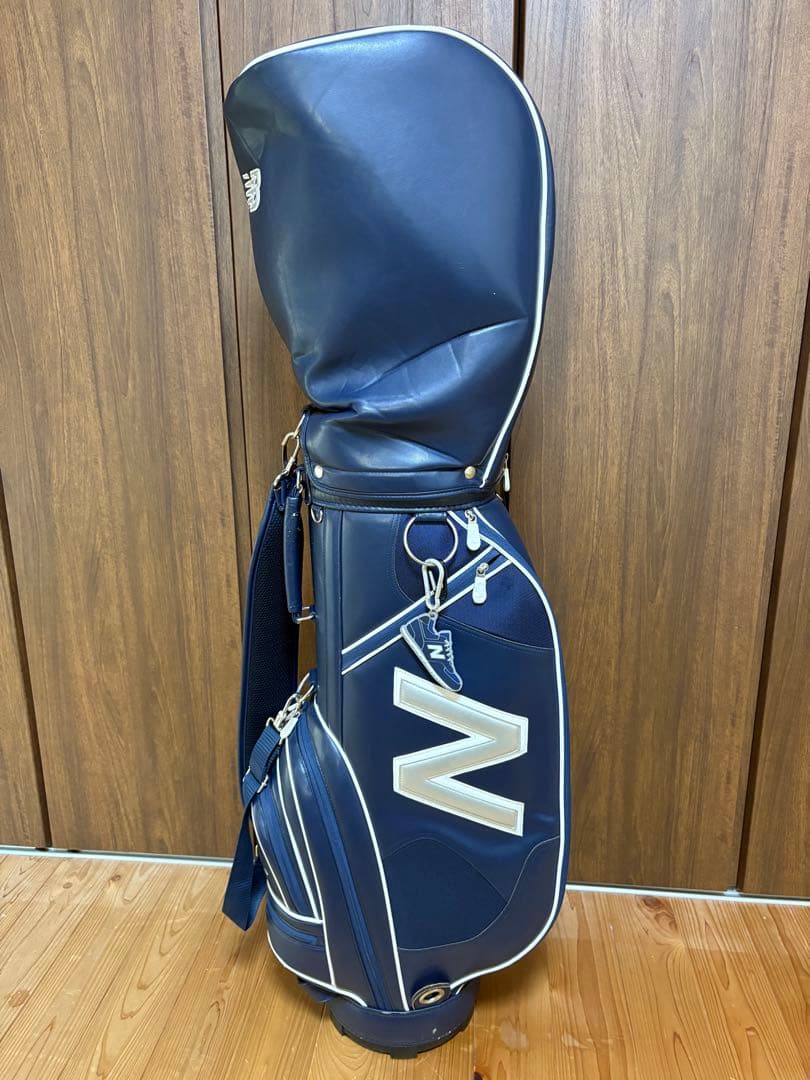 ニューバランス　キャディバッグ　 おまけ　DRヘッドカバー付