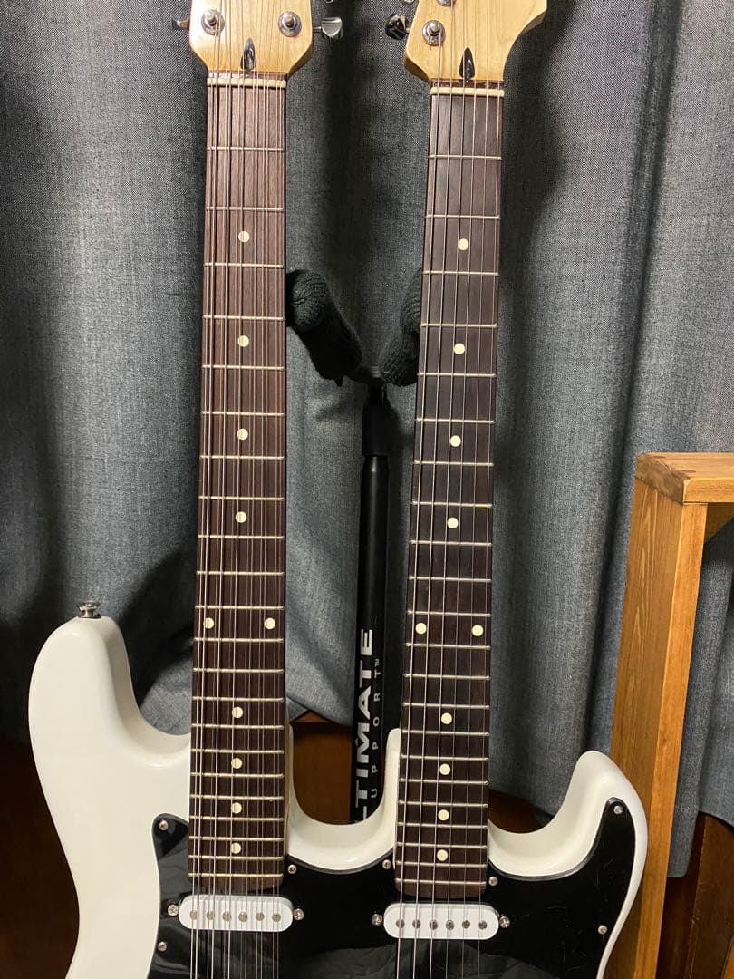 ダブルネック　ストラト