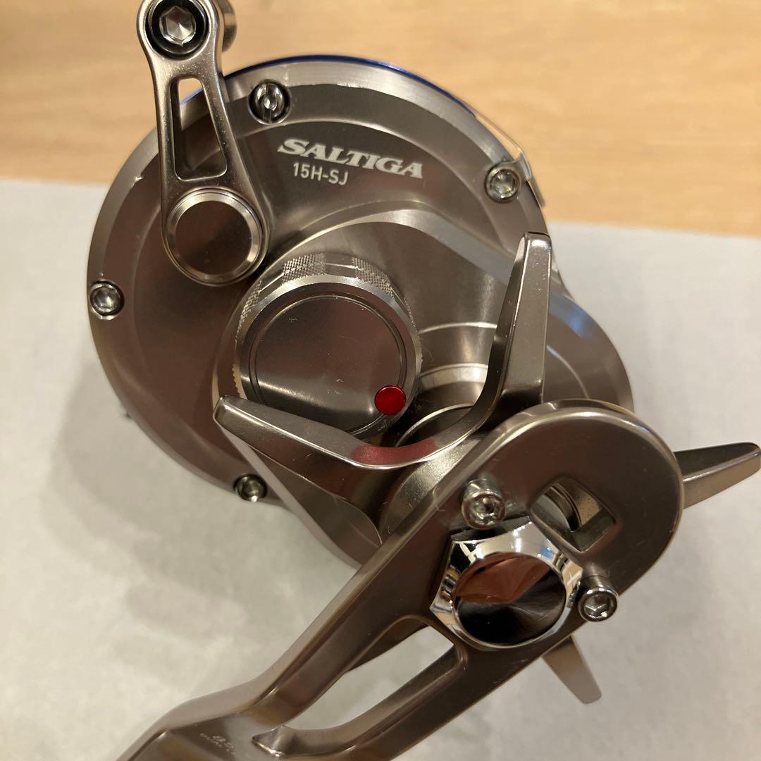 ダイワ　ソルティガ15HーSJ ベイトリール 中古