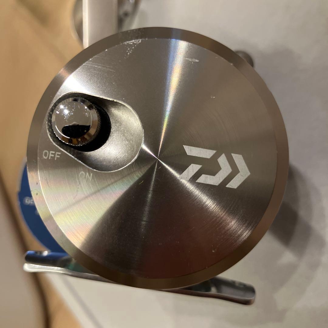 ダイワ　ソルティガ15HーSJ ベイトリール 中古