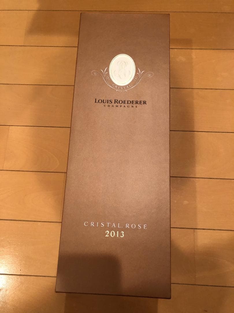 ルイ・ロデレール　クリスタル　ロゼ　２０１３　化粧箱入り　高級シャンパン入手困難