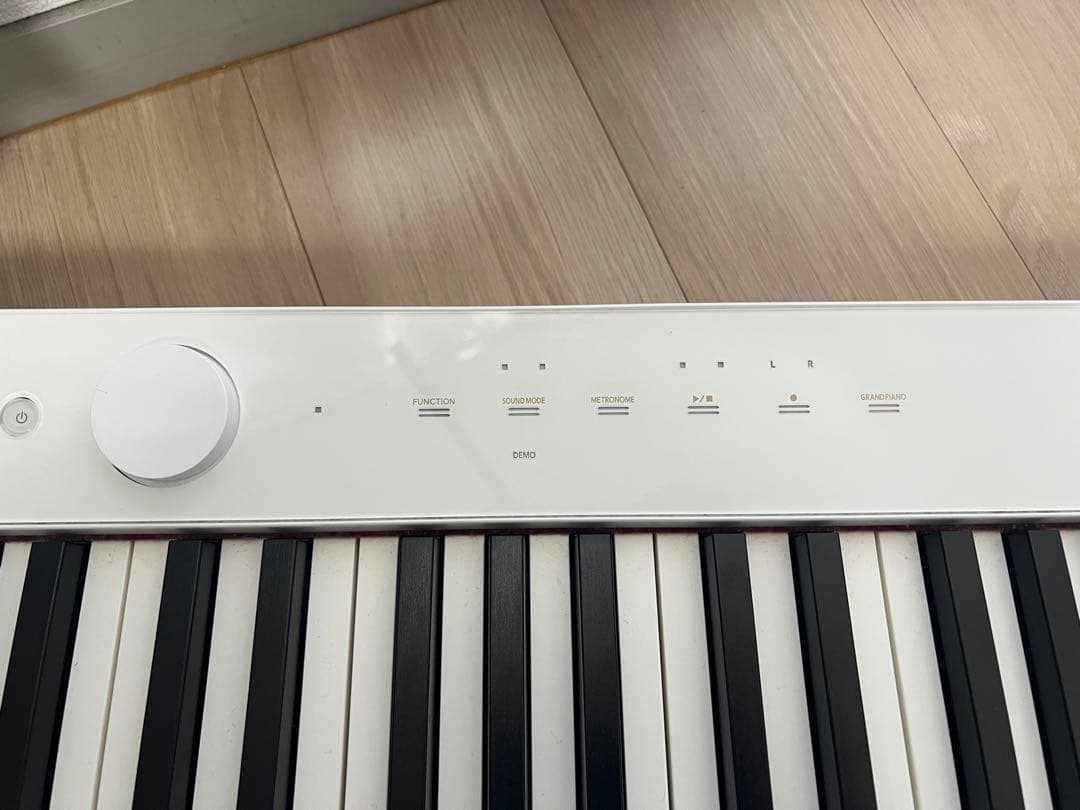 【値下げ中】CASIO privia px-s1100 電子ピアノ 白 ホワイト