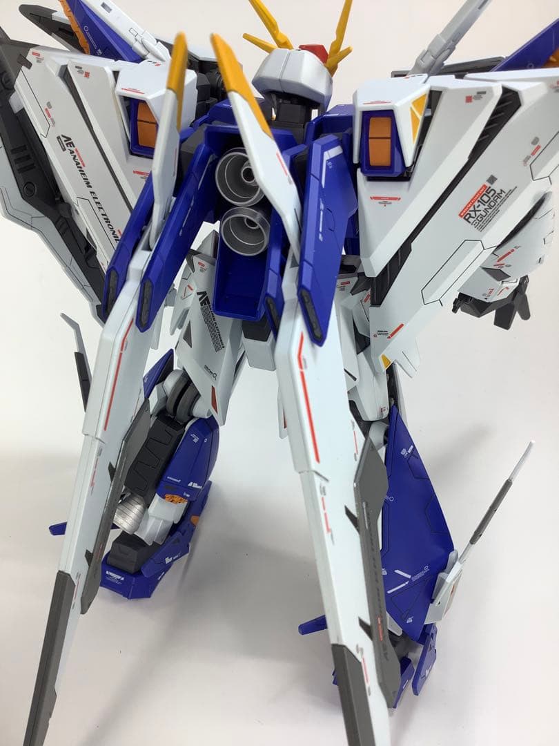 HGUC RX-105 クスィーガンダム　塗装済完成品