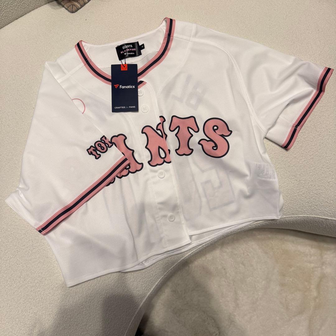【即日発送可】ジャイアンツ×BLACKPINK ホワイト クロップド ユニホーム